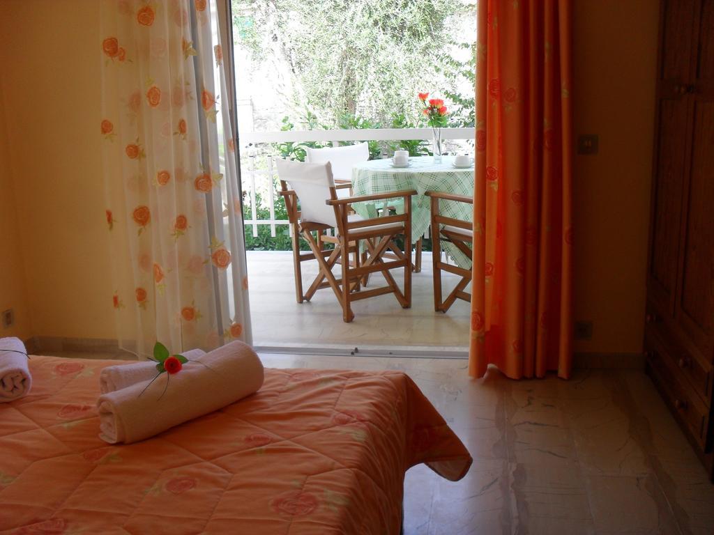 Cornelia Apartment Lakka  Phòng bức ảnh
